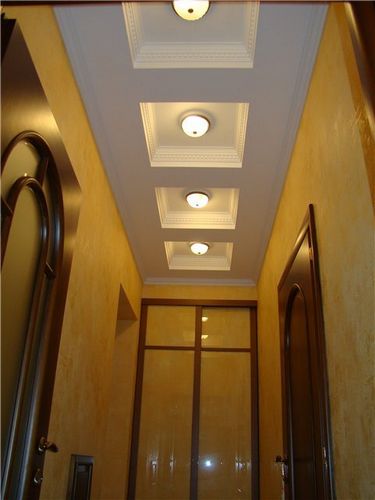 Дизайн потолков из гипсокартона: фото гостиной, кухни, спальни