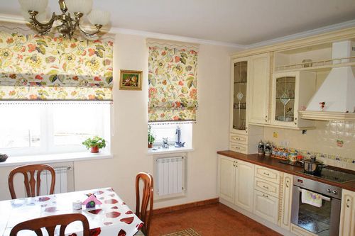 Римские шторы на кухню фото: своими руками, дизайн 2017 в интерьере, современные шторы на окно, как сшить видео-инструкция