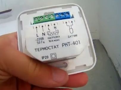 Терморегулятор для теплого пола: Выбор и подключение к полу. Узнайте!