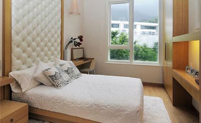Красивое оформление спальни в квартире, фото интересного декорирования стен, штор, потолка, а также оригинальные дизайнерские примеры в оформлении спальни