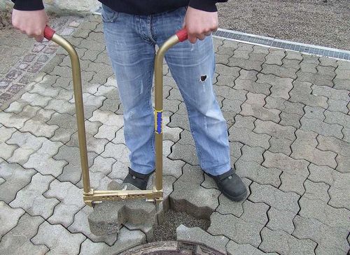 Укладка тротуарной плитки своими руками – инструкция, технология .