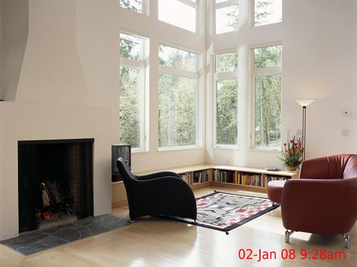 Гостиная с двумя окнами (66 фото): дизайн интерьера зала в с окнами с одной стороны комнаты и на разных стенах