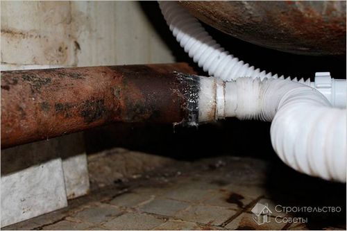Как устранить течь канализационной трубы - способы устранения течи труб канализации
