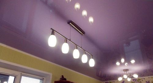 Лампочки для натяжных потолков: светодиодные, фото светильников, точечные, дизайн и виды, галогеновые и люминесцентные
