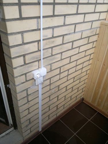 Розетка на балконе: как провести и сделать электропроводку