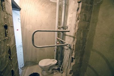 Выбор планировки санузла 4 кв м, 5 кв м, 3 кв м, фото совмещенного туалета с ванной с удачной схемой размещения сантехники, проектирование санузлов в хрущевке